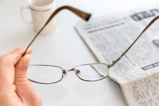 Prescription vs. OTC Reading Glasses