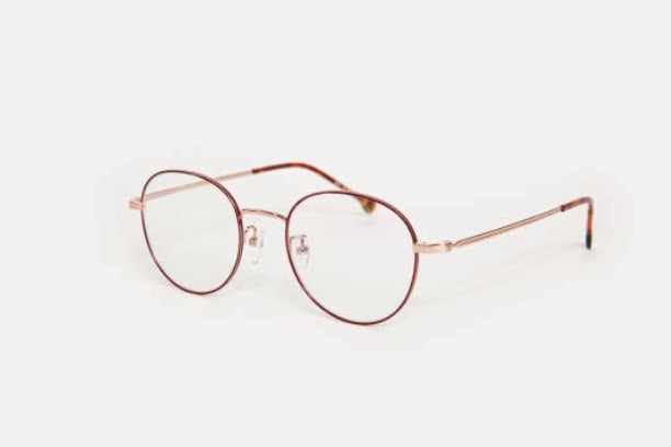 Why Titanium Glasses Frames Are Better